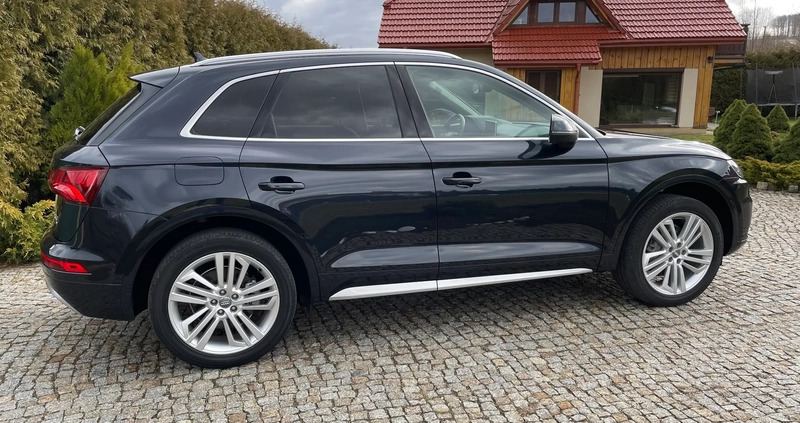 Audi Q5 cena 124900 przebieg: 74000, rok produkcji 2018 z Dębica małe 326